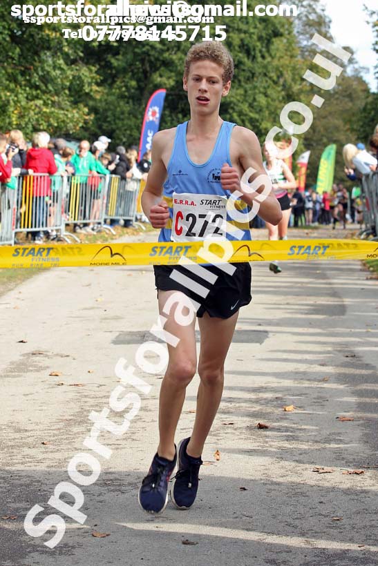 Mens under-17 3 stage road relay, 2019 ERRA 6 and 4 Stage Relay and Young Athletes.  Photo: David T. Hewitson/Sports for All Pics